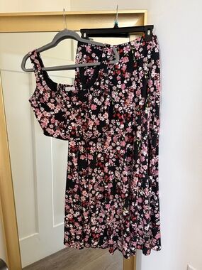 Wayf Black Maxi Skirt and Top with Pink Floral Print